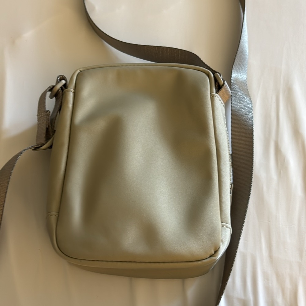 LULULEMON BEIGE CROSSBODY BAG - Picture 5 of 5